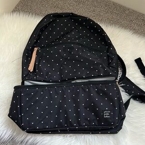 Petunia pickle bottle diaper bag- in really great condition only worn once
